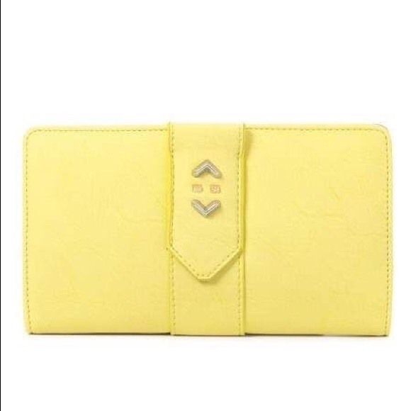Stella & Dot Handbags - Stella & Dot Yellow Flap Wallet NWT